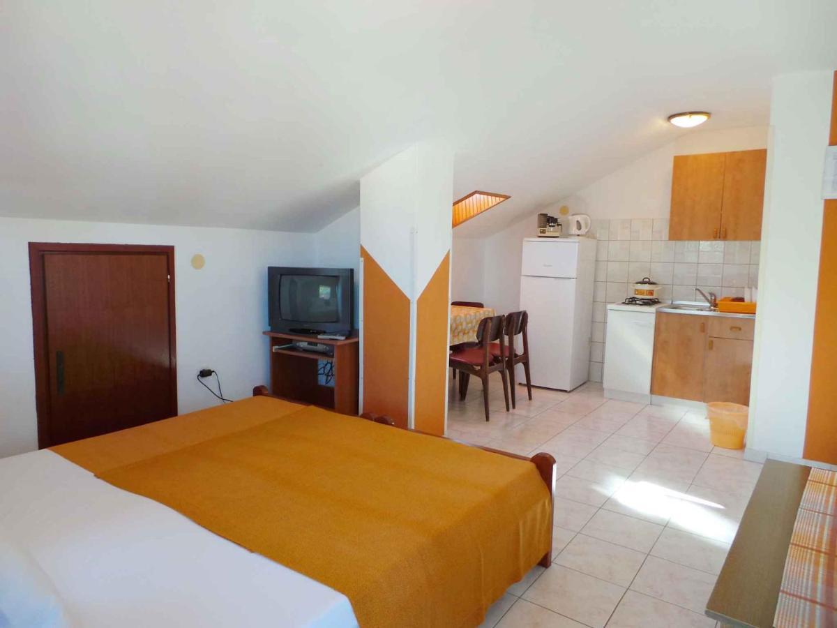 Apartment In Valbandon/Istrien 11261 外观 照片